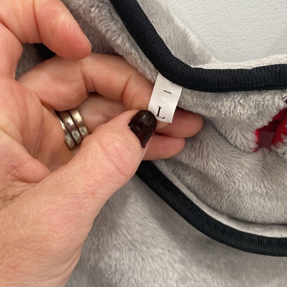 Red double lined dog coat with gray reflective fabric - Picture 5 of 10